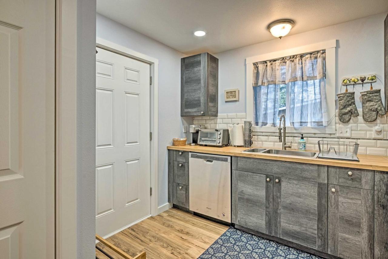 Duplex With Shared Yard - Near Long Beach! ภายนอก รูปภาพ